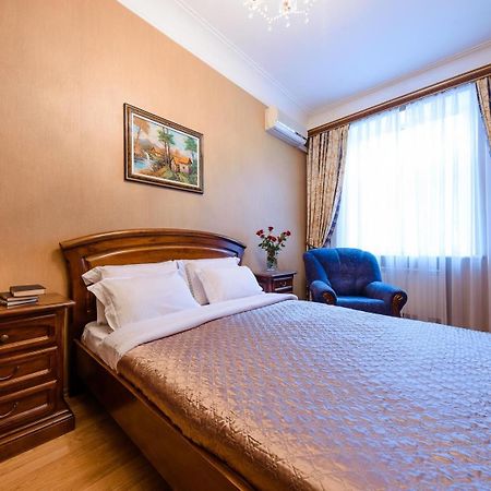 Boutique Apart-Hotel Sherborne เคียฟ ภายนอก รูปภาพ