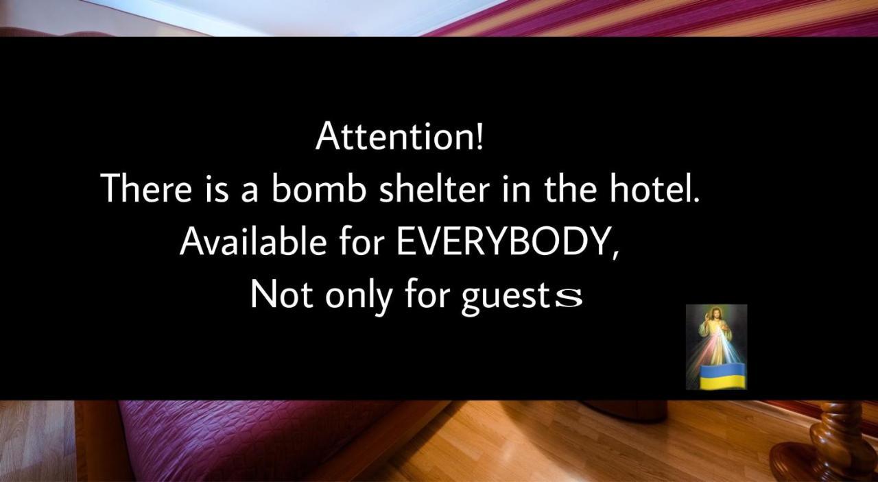 Boutique Apart-Hotel Sherborne เคียฟ ภายนอก รูปภาพ