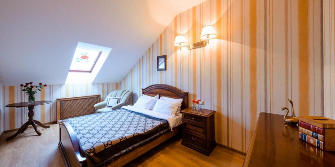 Boutique Apart-Hotel Sherborne เคียฟ ภายนอก รูปภาพ
