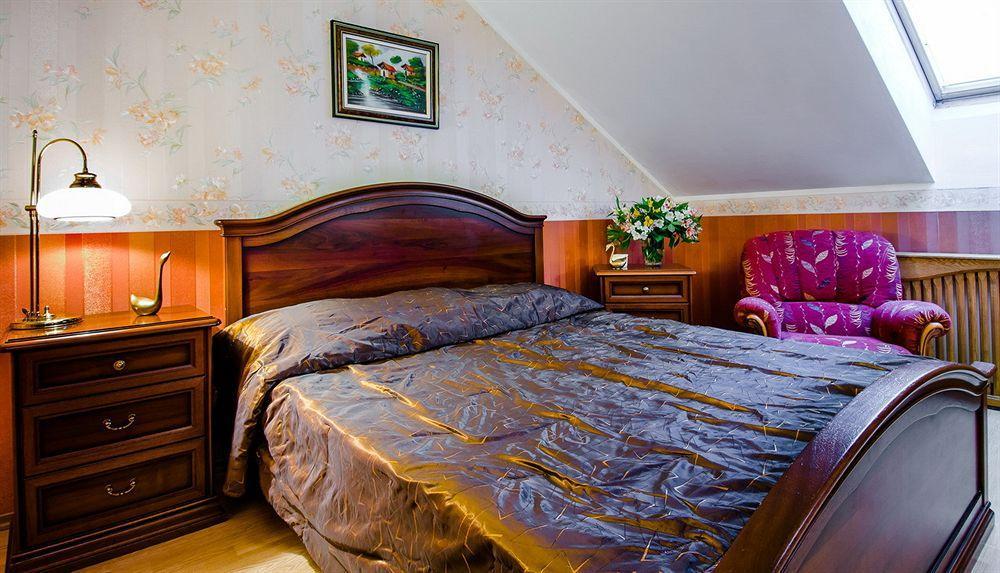 Boutique Apart-Hotel Sherborne เคียฟ ภายนอก รูปภาพ