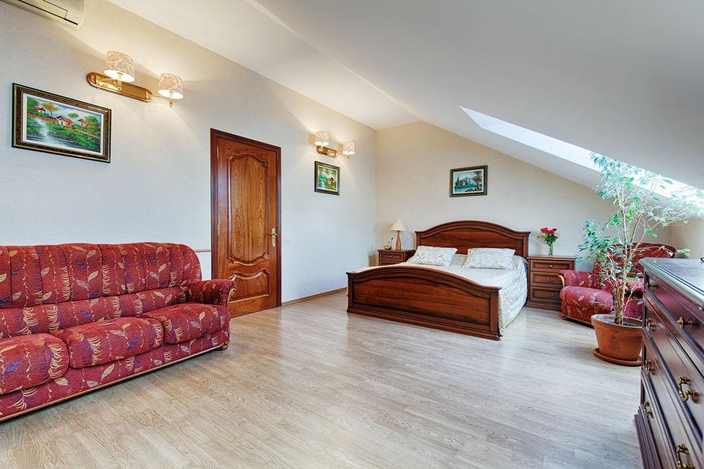 Boutique Apart-Hotel Sherborne เคียฟ ภายนอก รูปภาพ
